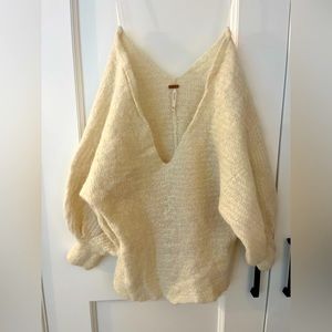 SOLD - Free People Alpaca 🦙 Sweater